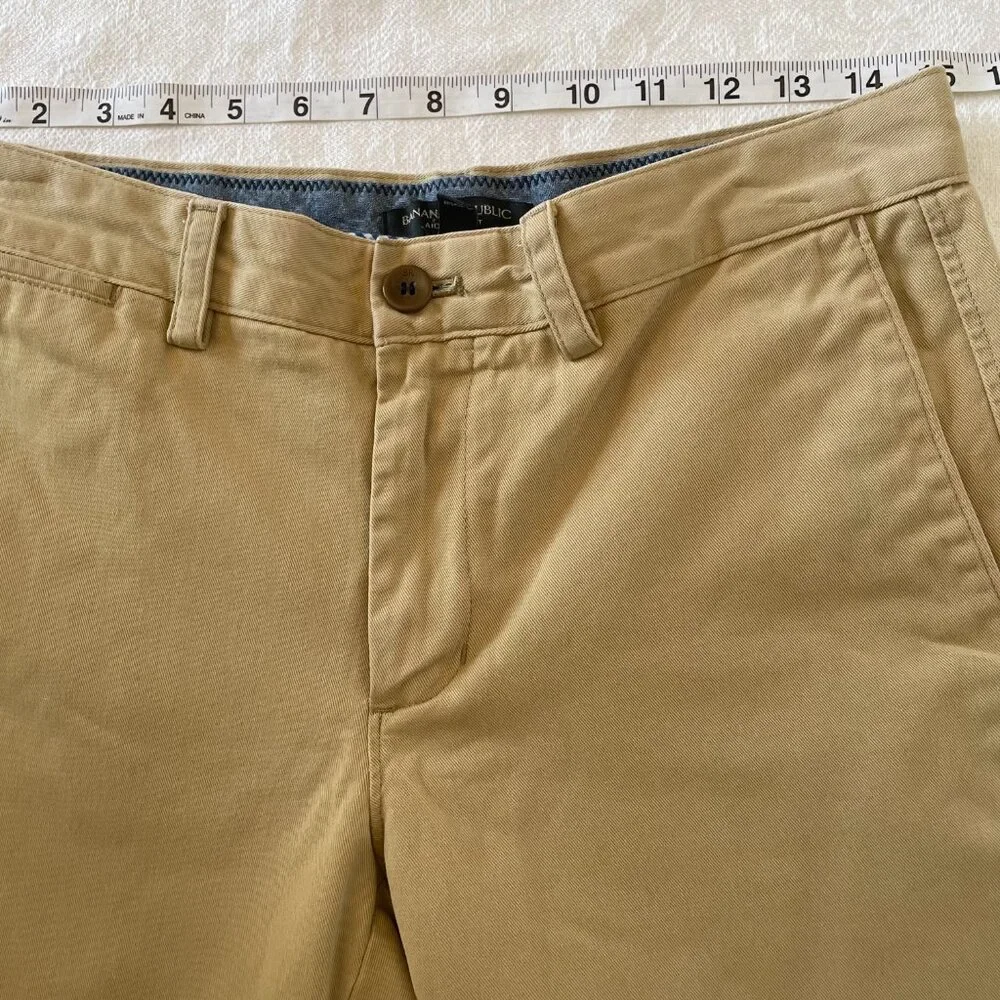 Banana Republic Men's Aiden Short Size 29 Chino Rustic Khaki Cotton Flat Front